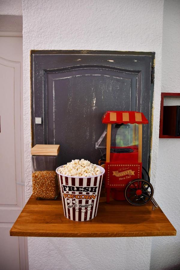 L'aparte H24,cosy,port,plage,wifi,netflix Apartment *