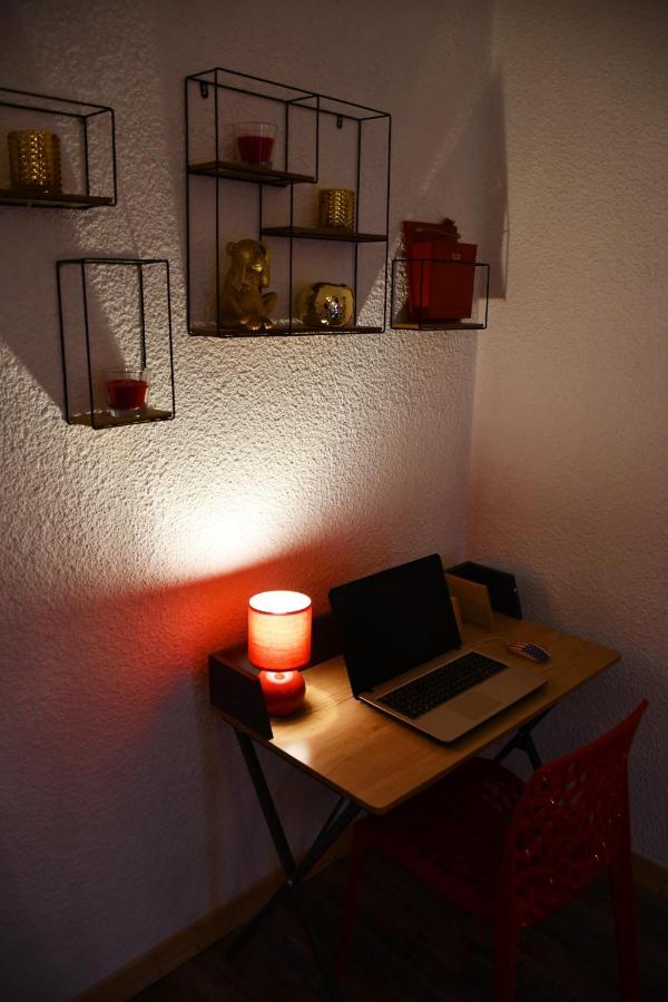 L'aparte H24,cosy,port,plage,wifi,netflix